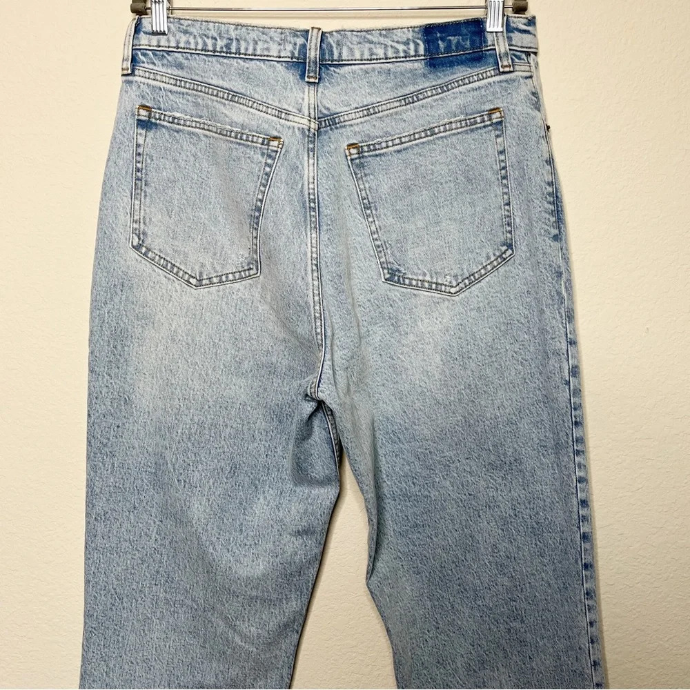 Abercrombie & Fitch The 90s Straight Ultra High Rise Jean - Picture 9 of 15